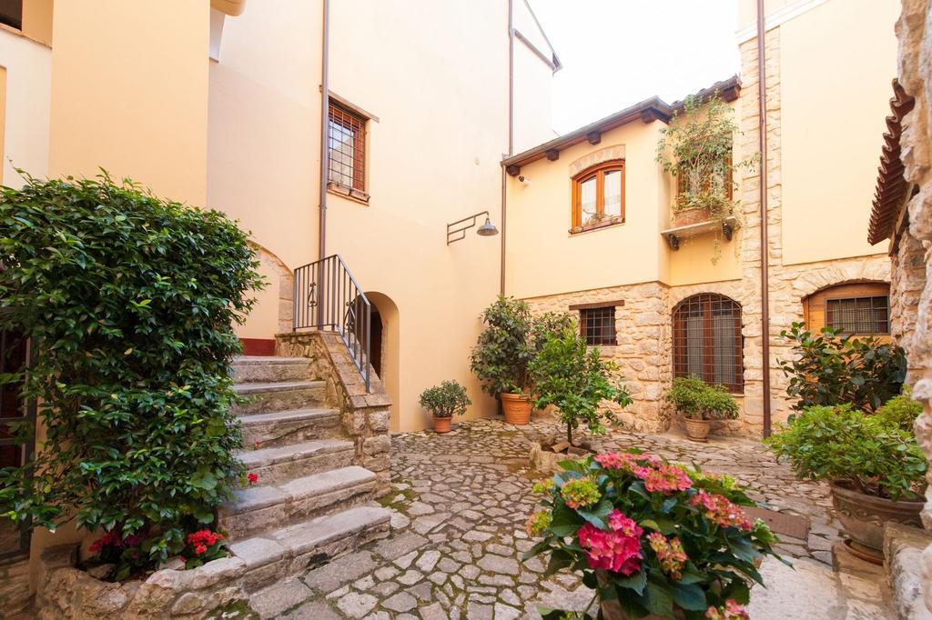 Bed And Breakfast Mblo Фонди Экстерьер фото