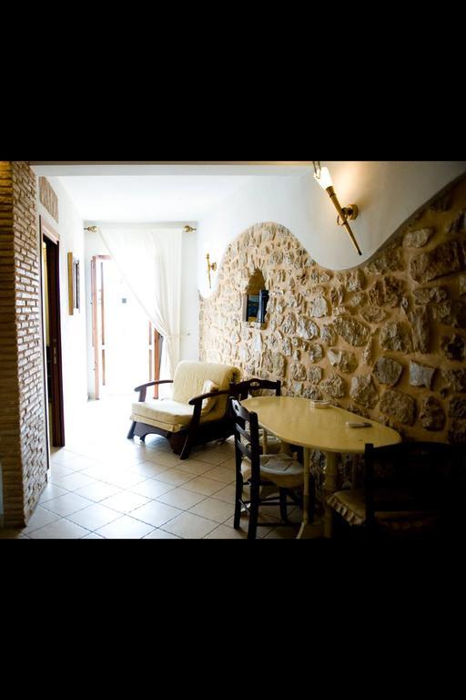 Bed And Breakfast Mblo Фонди Экстерьер фото