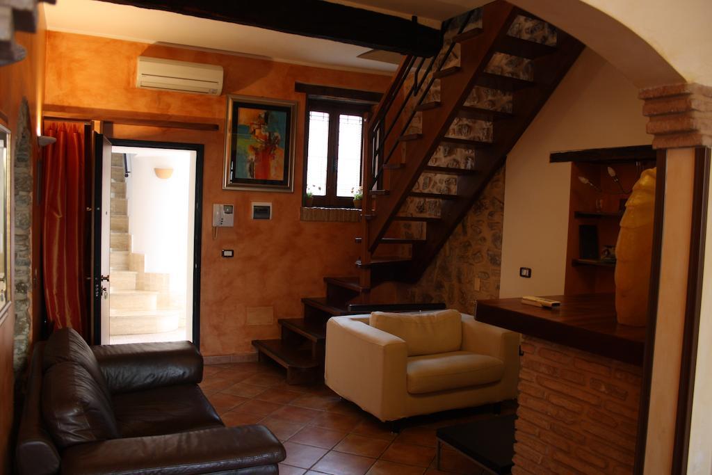 Bed And Breakfast Mblo Фонди Экстерьер фото